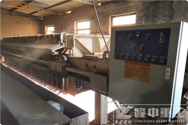 風(fēng)化砂洗沙回收有利潤(rùn)嗎？專業(yè)的洗砂尾礦壓濾機(jī)設(shè)備價(jià)格投資預(yù)算